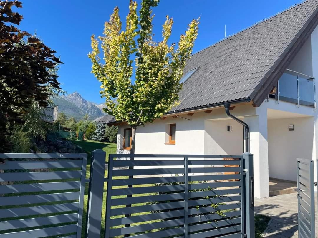 Vila Lesna House With A Garden 2 Minutes From The Center Of The Tatras Nova Lesna Exterior photo